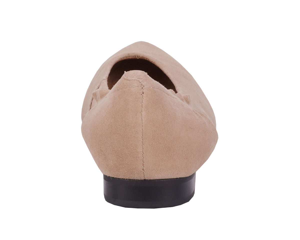 #Color_Taupe Suede