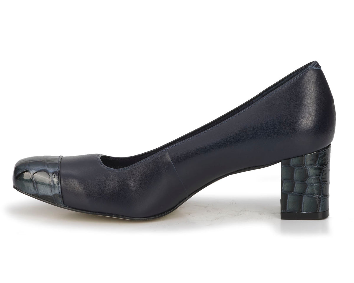 #Color_Navy Leather