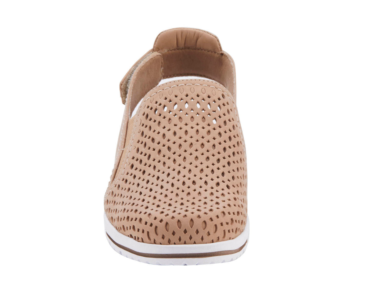 #Color_Taupe Nubuck