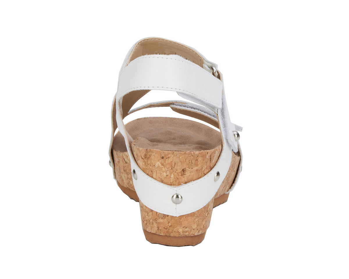 #Color_White Leather