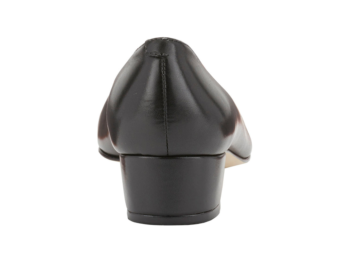 #Color_Black Leather