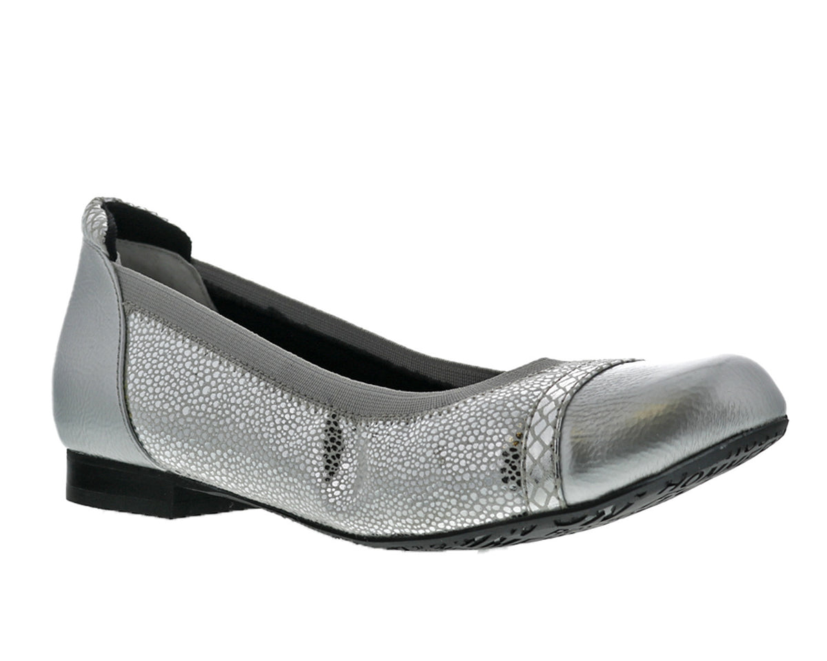 #Color_Silver Crackle Leather