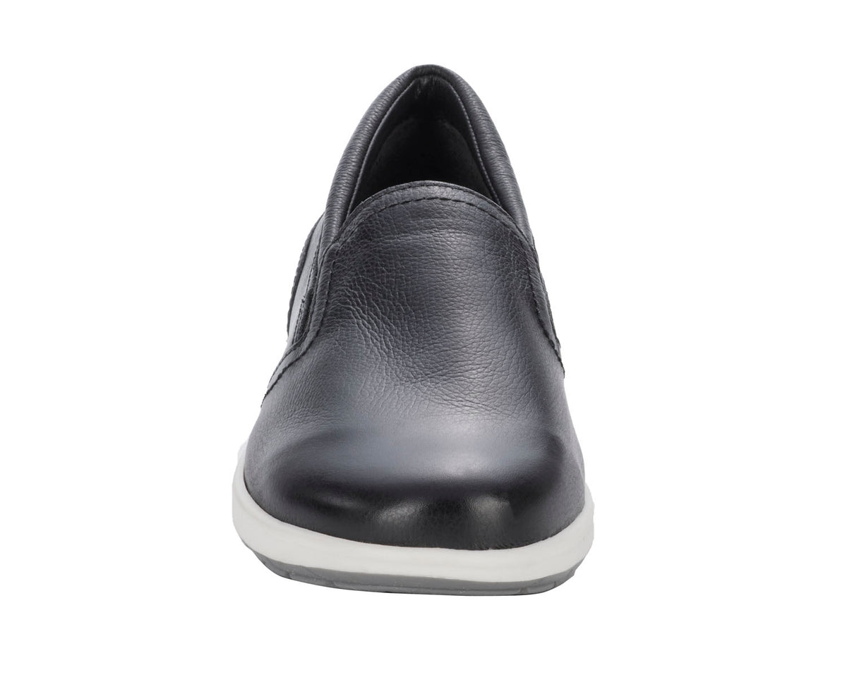 #Color_Black Leather