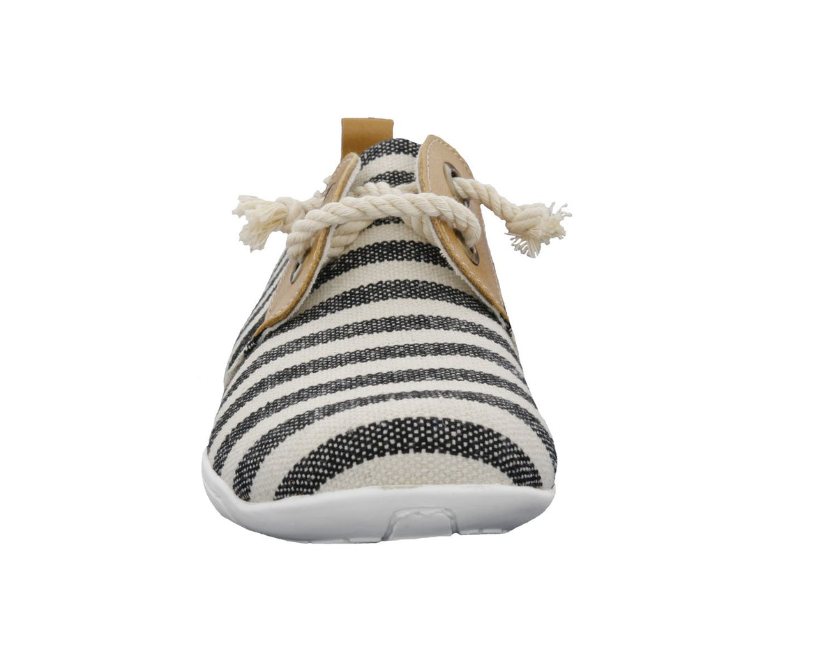 #Color_Black/Cream Canvas