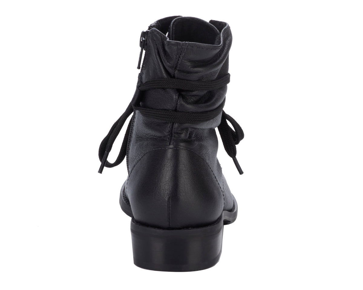 #Color_Black Leather