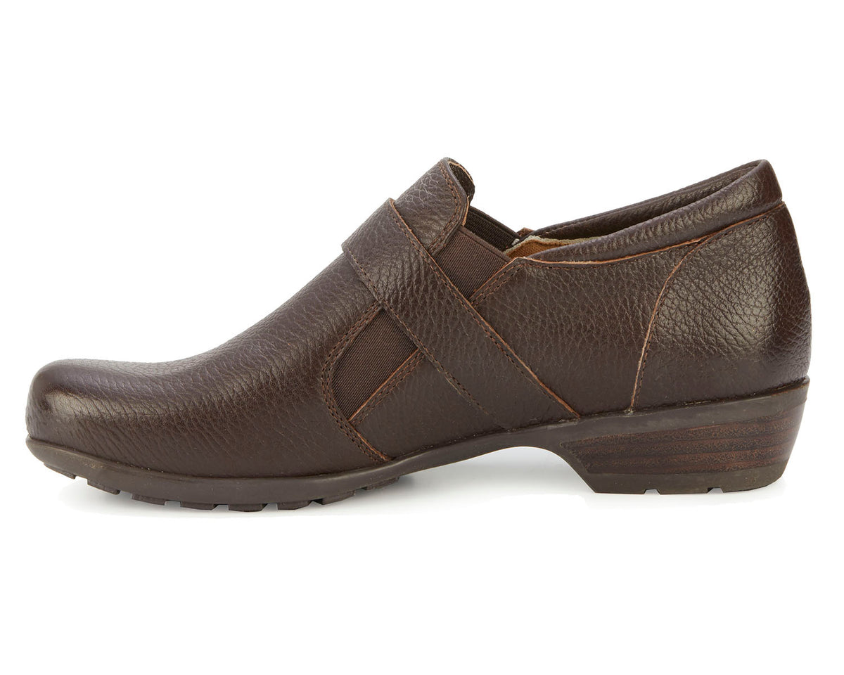 #Color_Brown Leather
