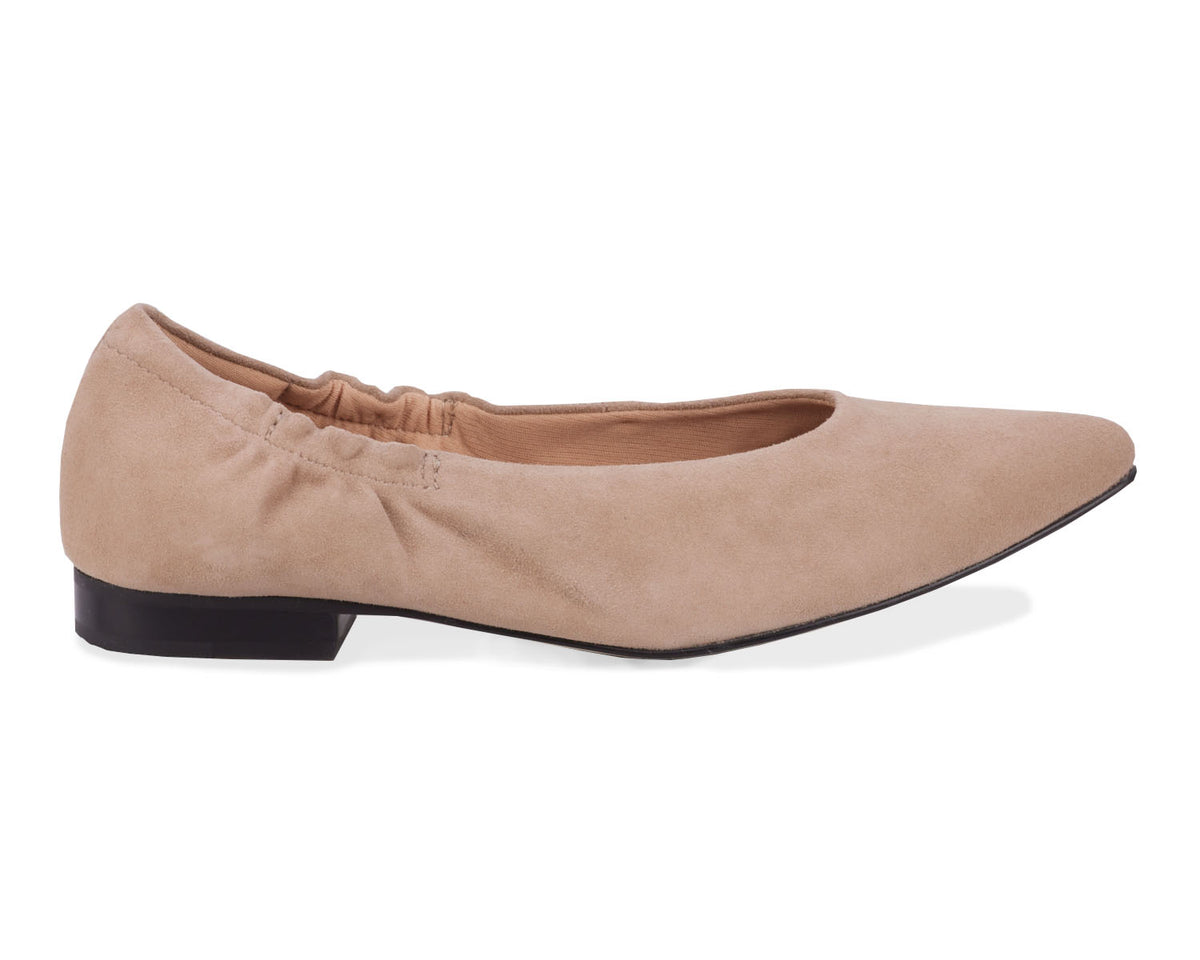 #Color_Taupe Suede