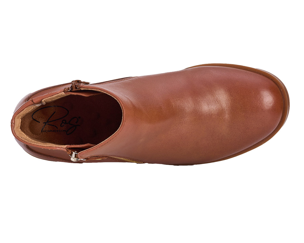 #Color_Luggage Tan Leather