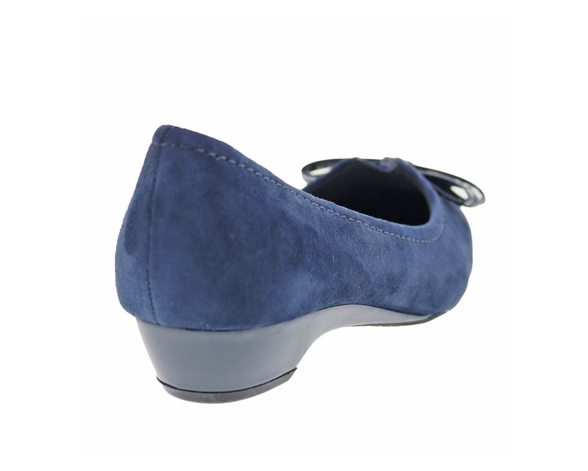 #Color_Navy Suede Leather