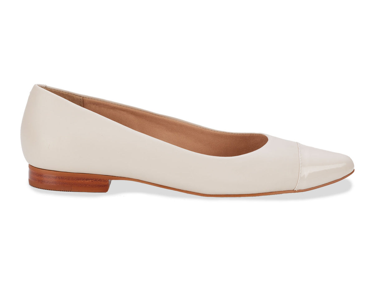 #Color_Ivory Leather/ Patent