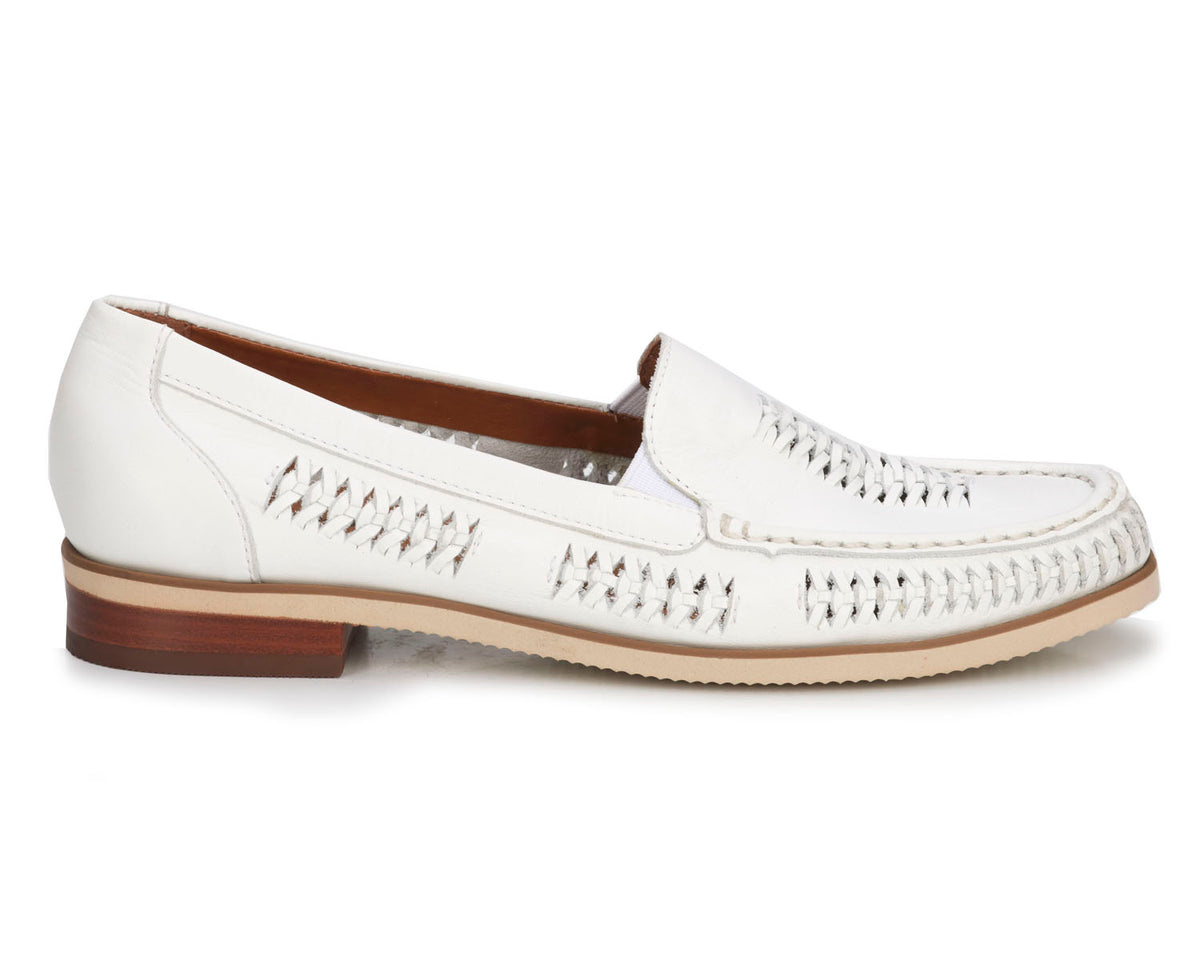 #Color_White Leather