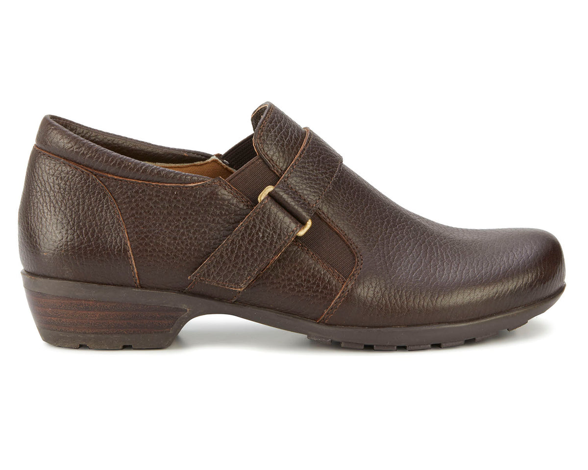 #Color_Brown Leather