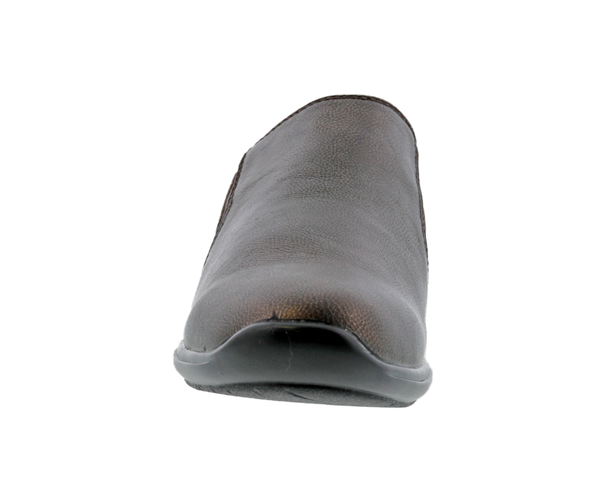 #Color_Brown Leather