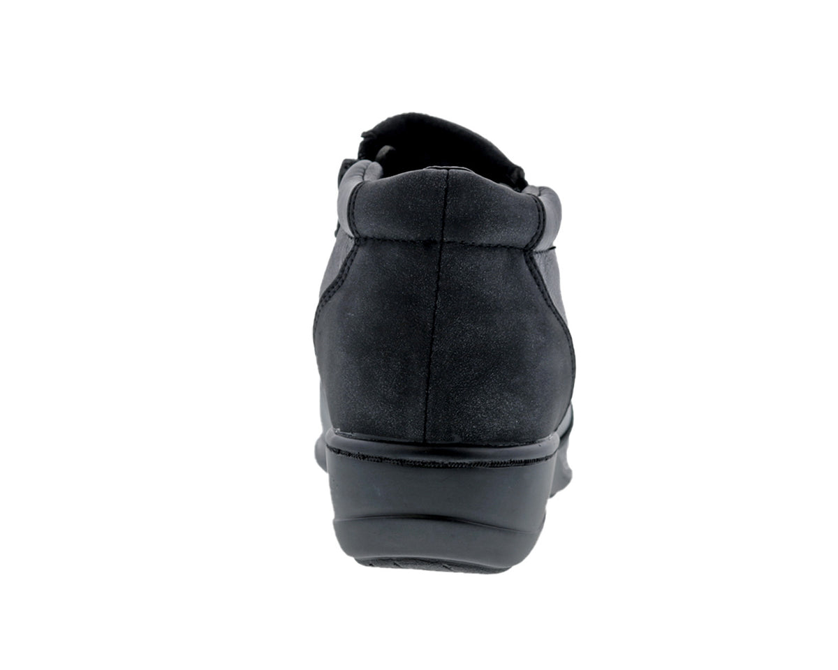 #Color_Black Leather