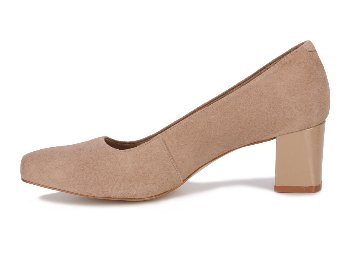 #Color_Light Taupe Suede/Patent