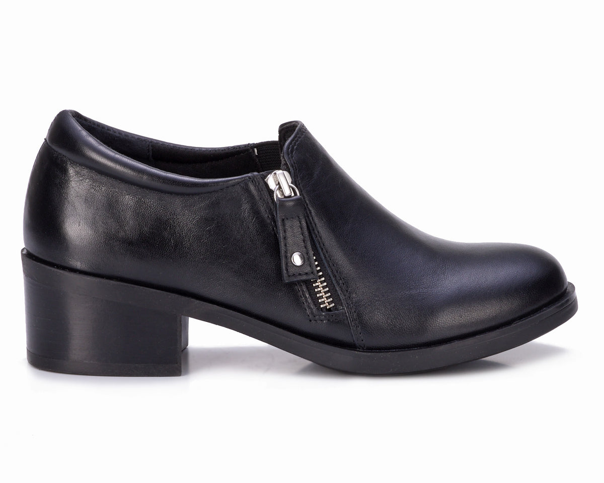 #Color_Black Nappa Leather