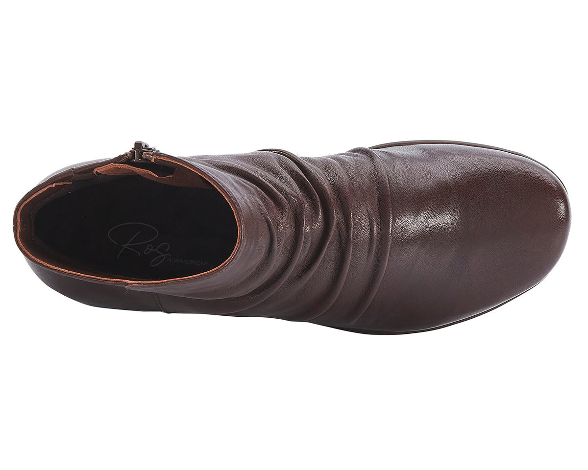 #Color_Brown Leather