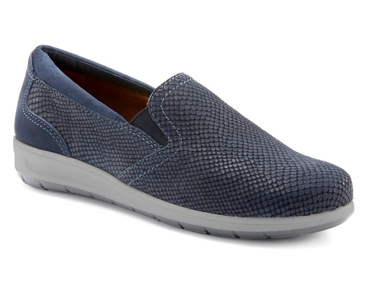 #Color_Navy Snake Print/Nubuck