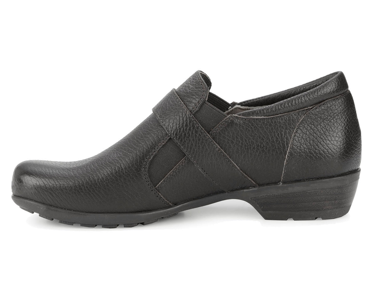 #Color_Black Leather
