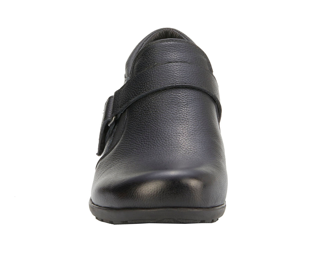#Color_Black Leather