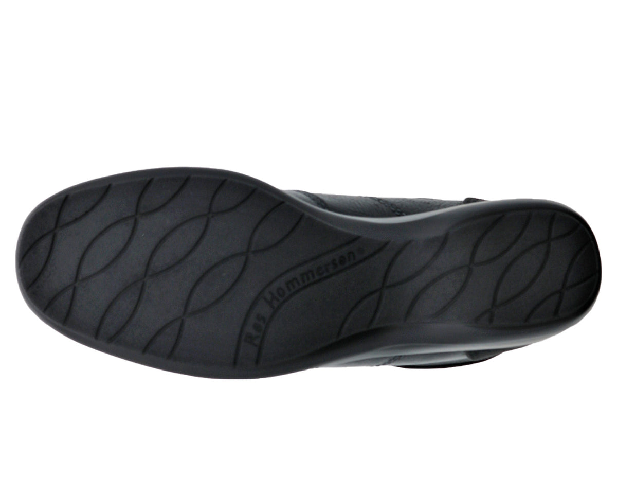 #Color_Black Leather