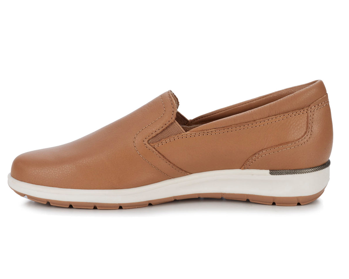#Color_Tan Leather