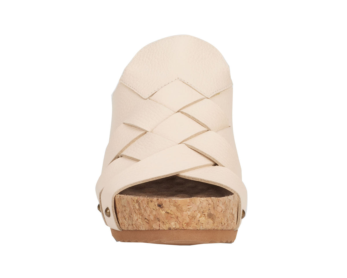 #Color_Winter White Leather
