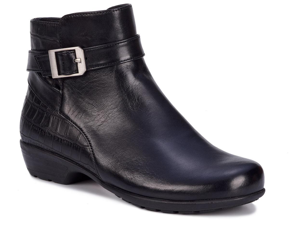 #Color_Black Tumbled Leather
