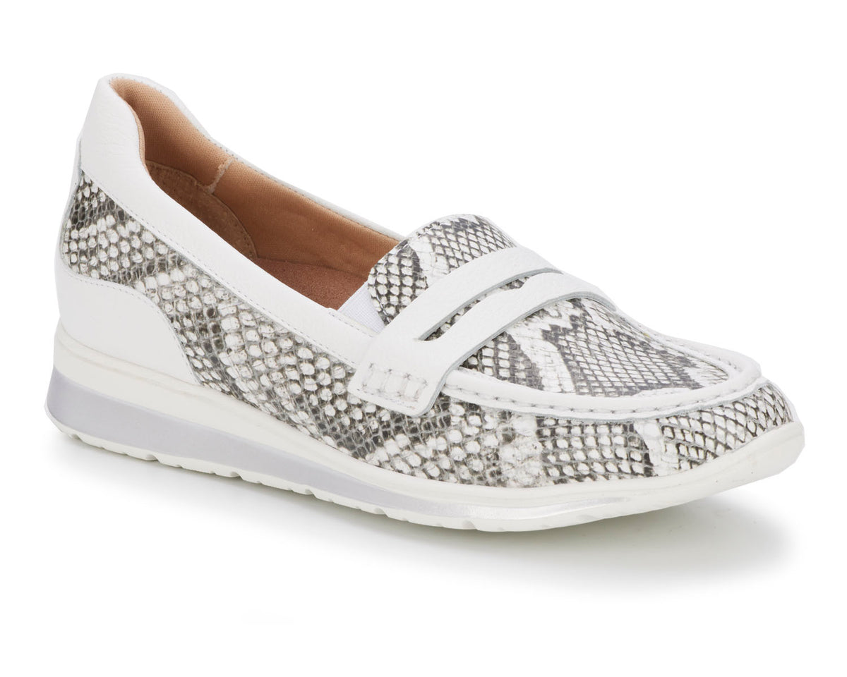 #Color_Black/White Snake Print