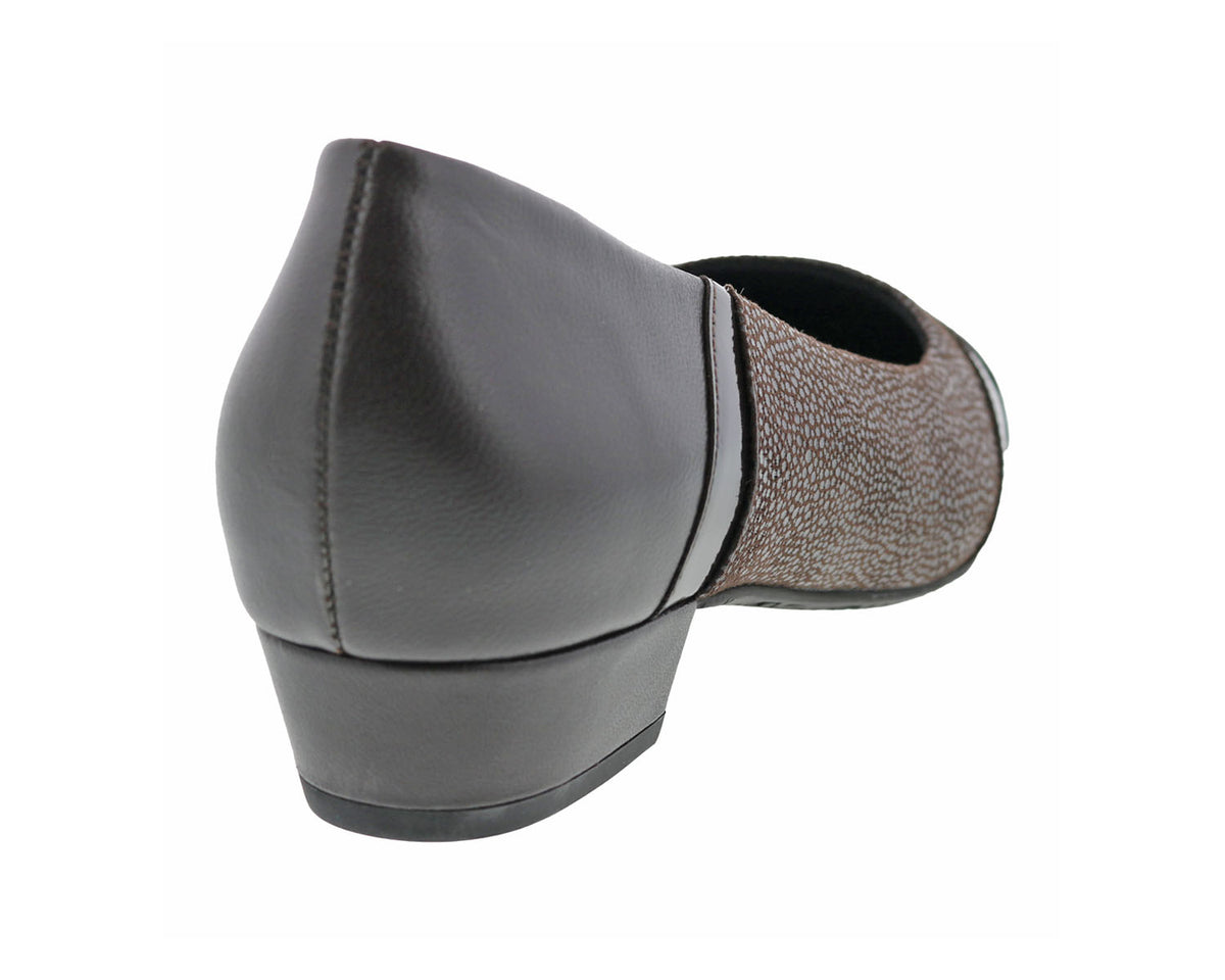 #Color_Brown Lizard Print Leather