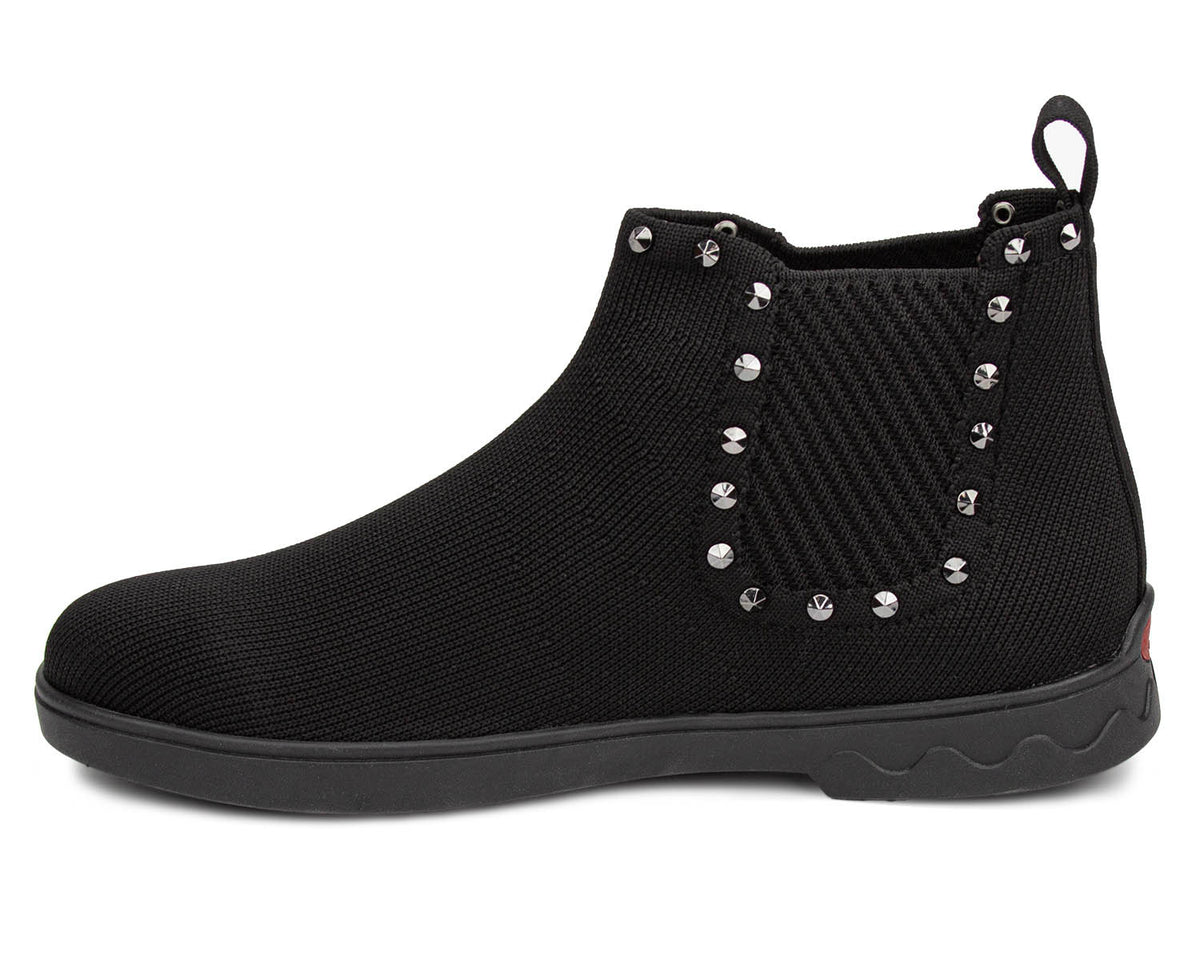 #Color_Black Knit with Studs