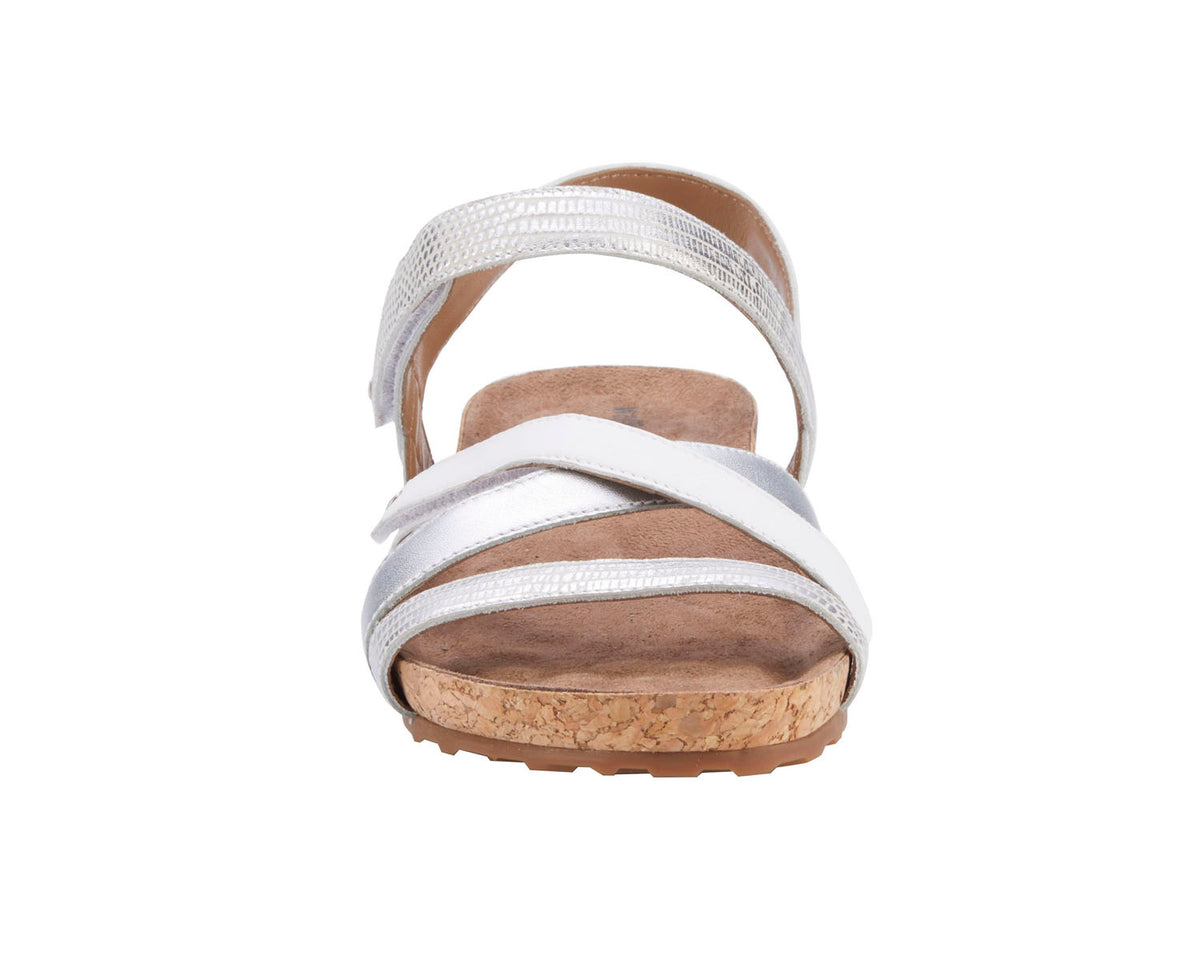 #Color_White/Silver Leather