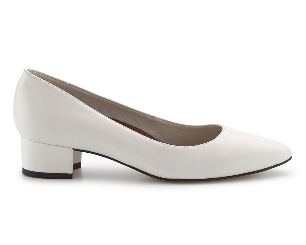 #Color_White Leather