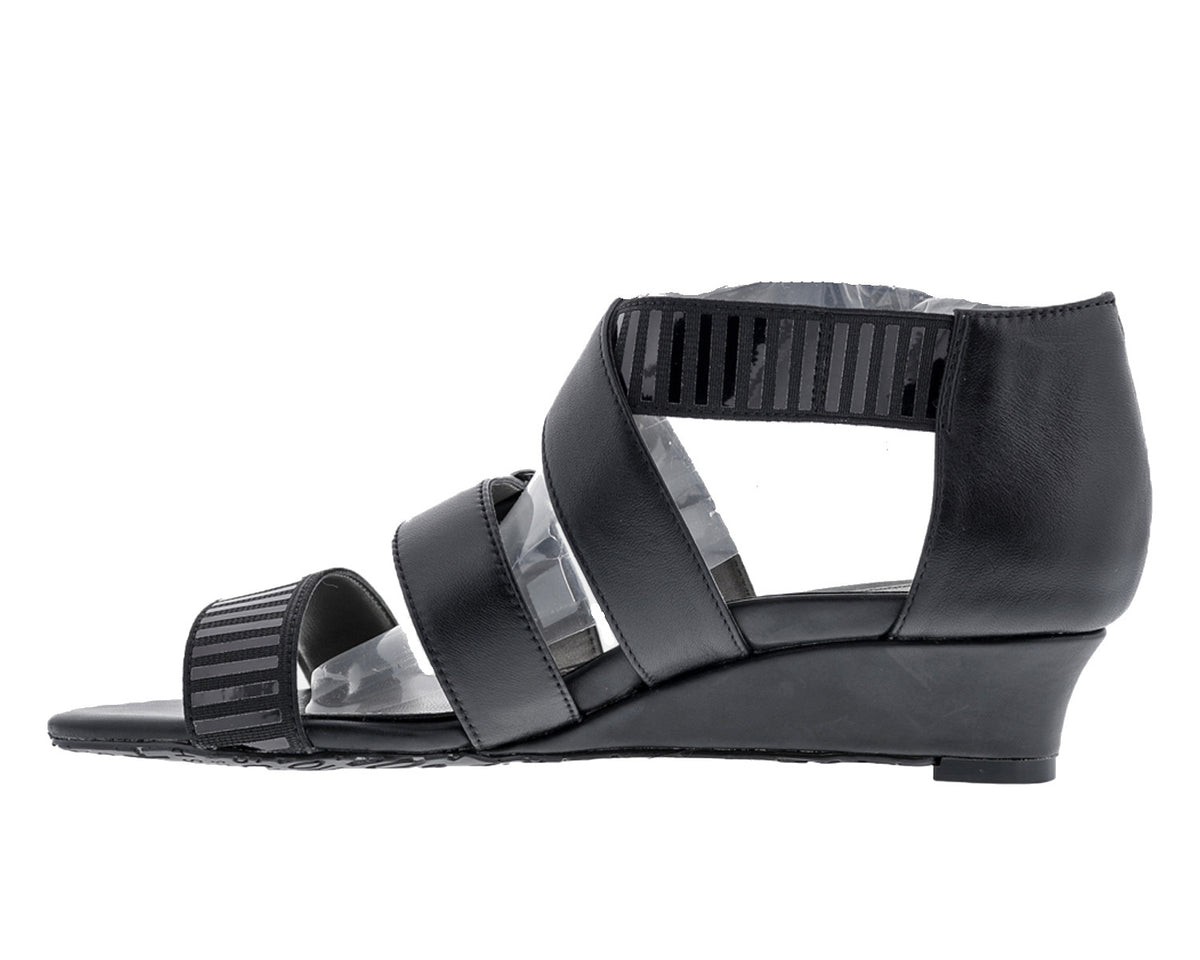 #Color_Black Leather