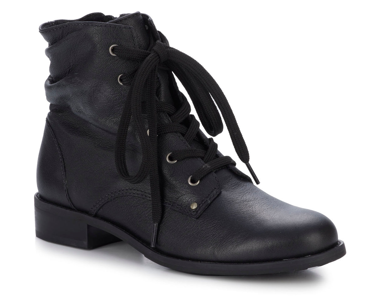 #Color_Black Leather