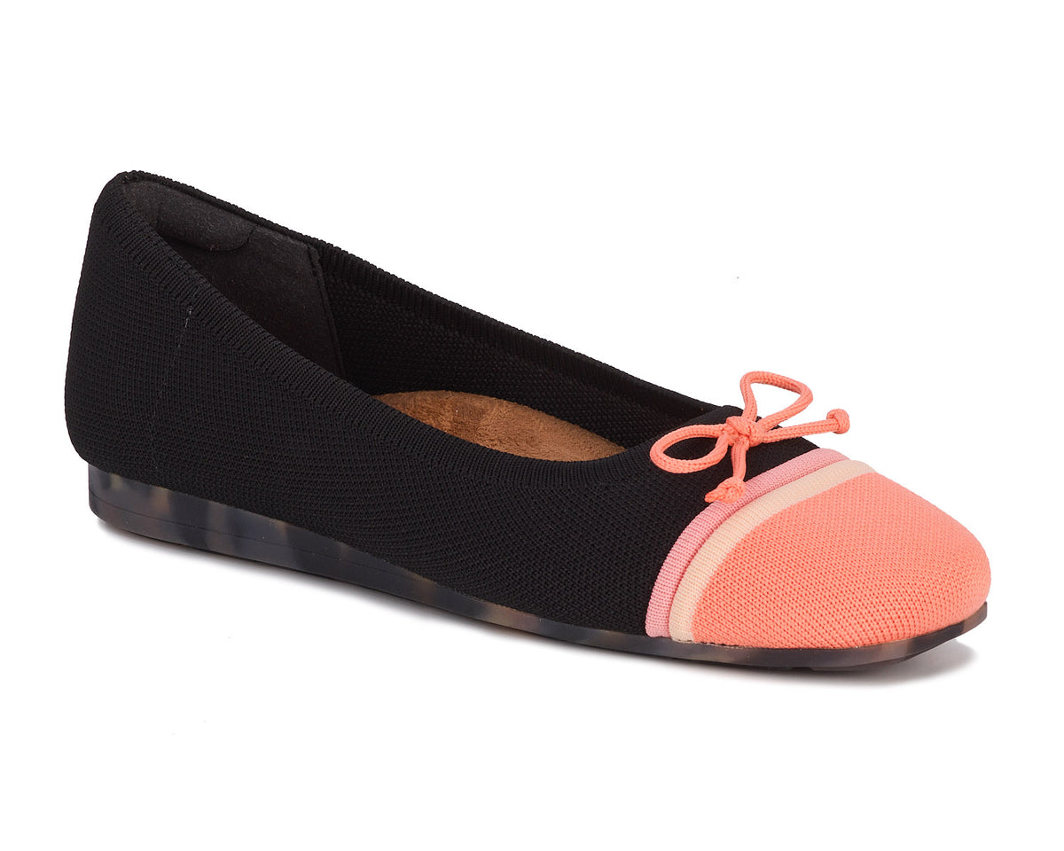 #Color_Black/Coral Multi Knit