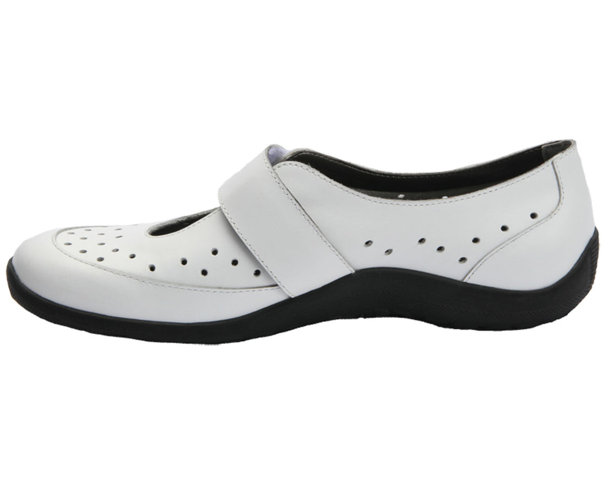 #Color_White Leather