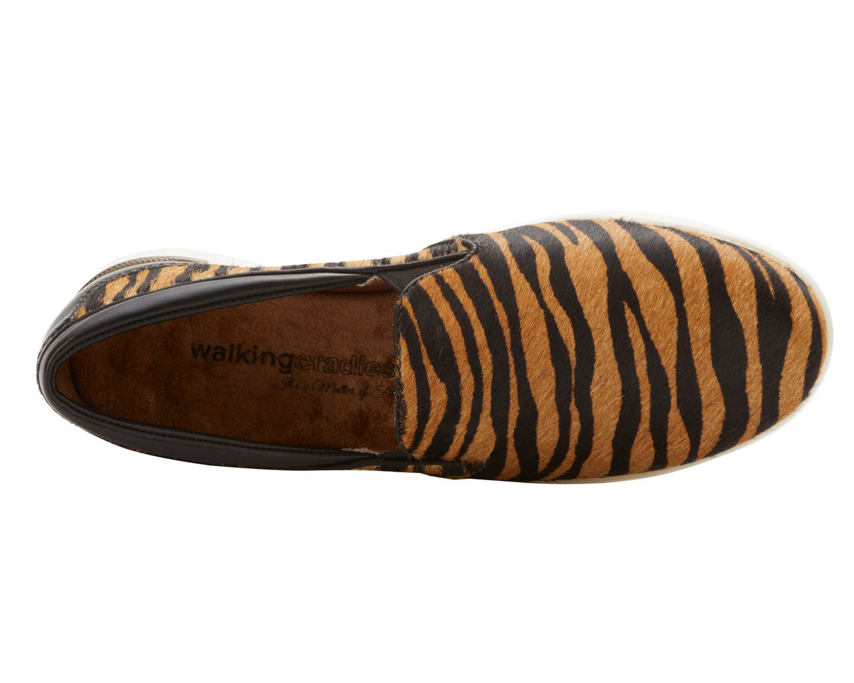 #Color_Tiger Stripe