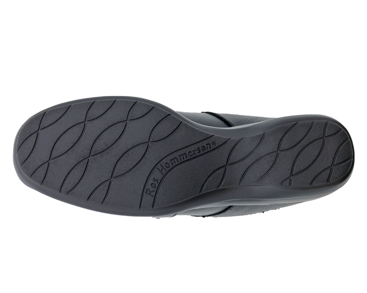 #Color_Black Leather