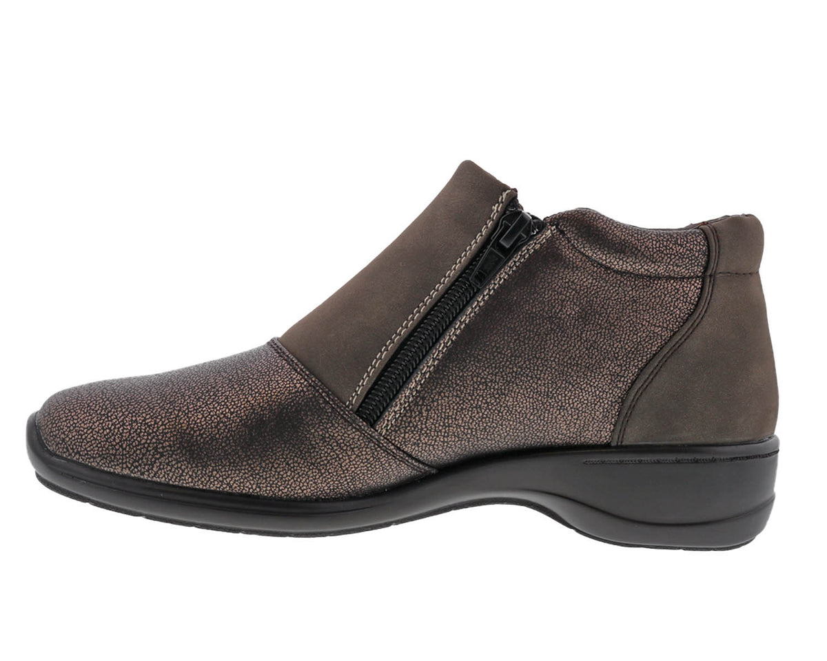 #Color_Brown Leather