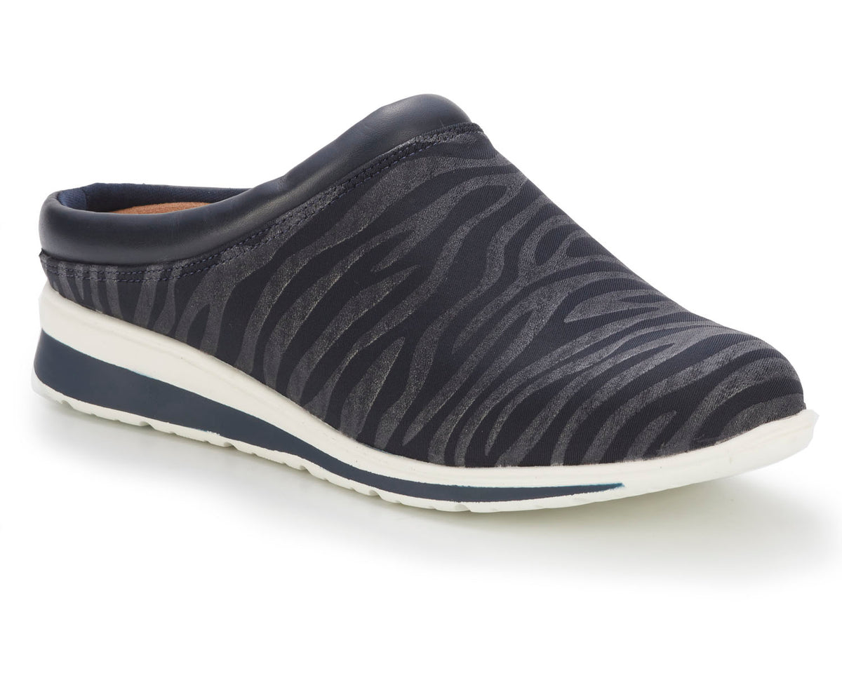 #Color_Navy Zebra