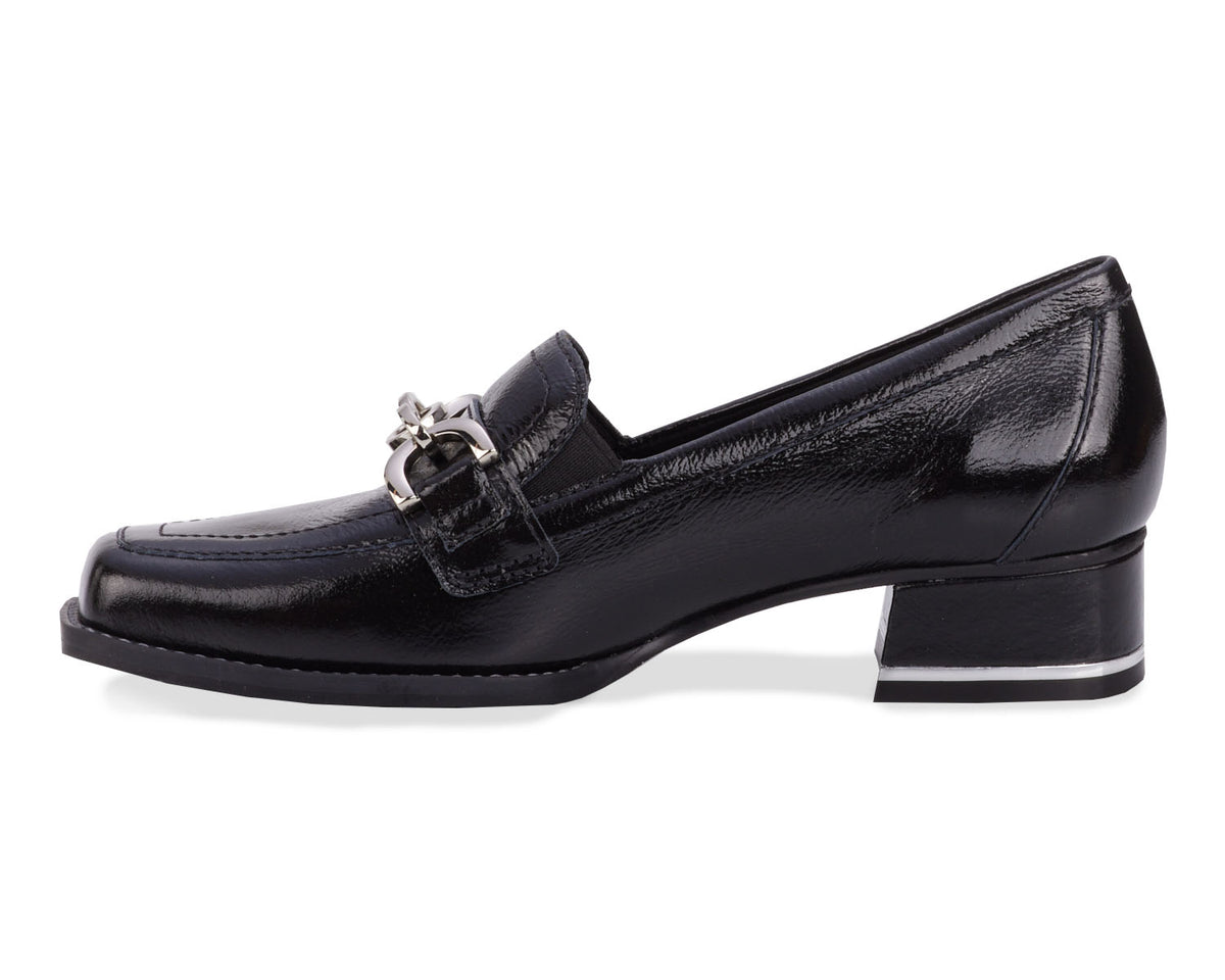 #Color_Black Leather