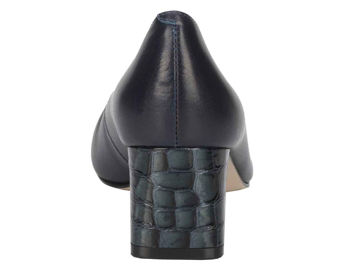 #Color_Navy Leather