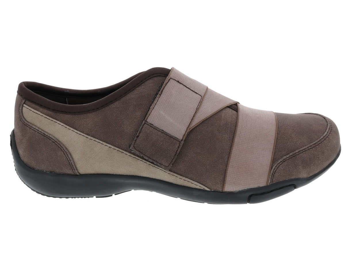 #Color_Brown
