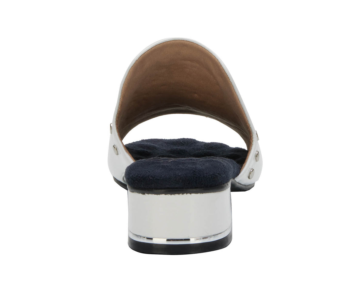 #Color_White Leather