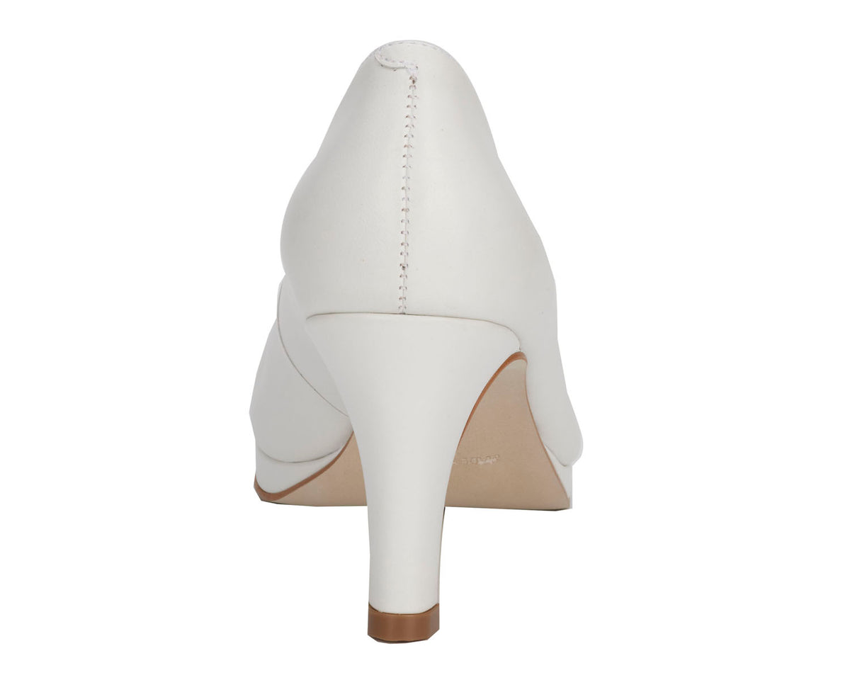 #Color_White Leather