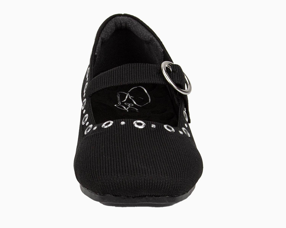 #Color_Black Knit with Studs