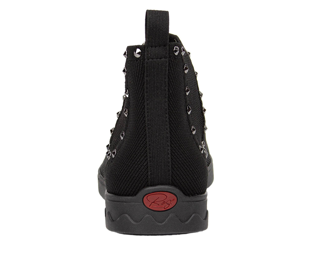 #Color_Black Knit with Studs