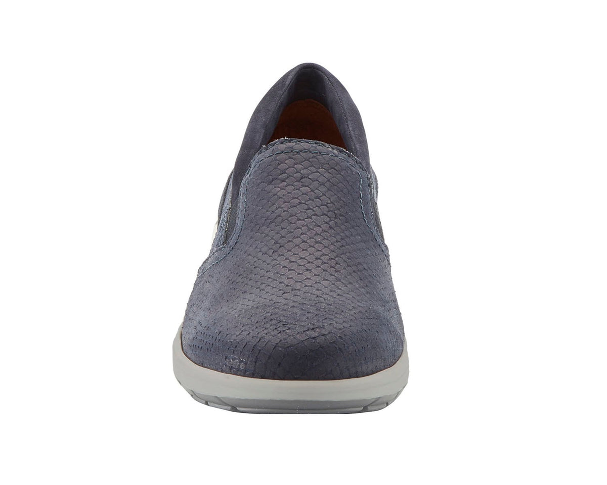 #Color_Navy Snake Print/Nubuck