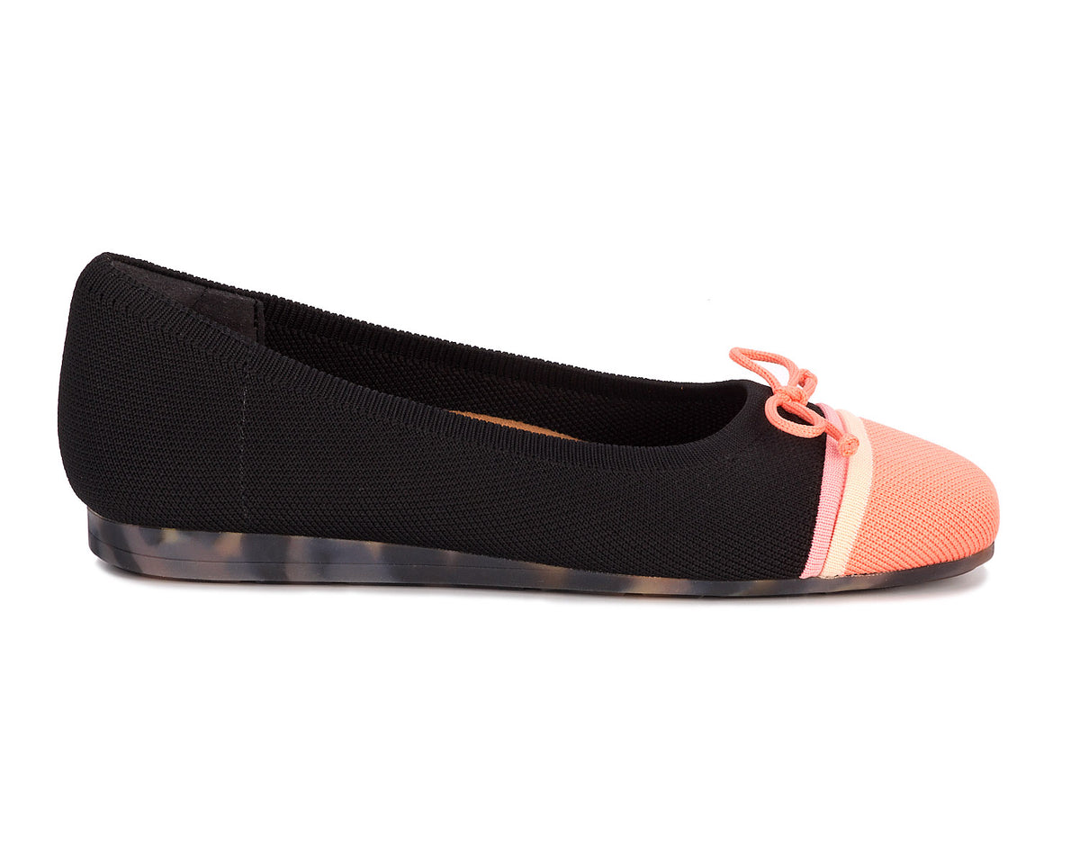 #Color_Black/Coral Multi Knit